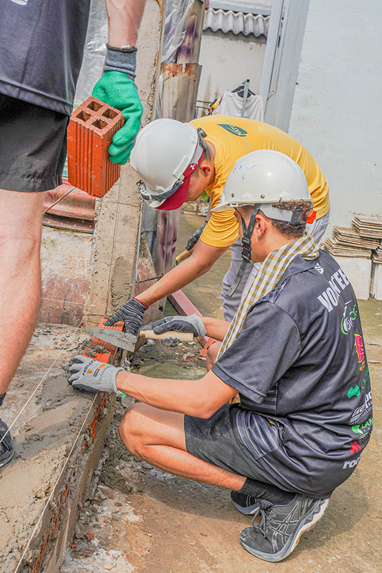 A Deep Dive into Service Learning Programs in Vietnam