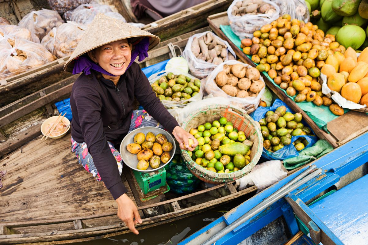 Farm-to-Table Learning in Vĩnh Long: Understanding Food Systems Where They Actually Begin