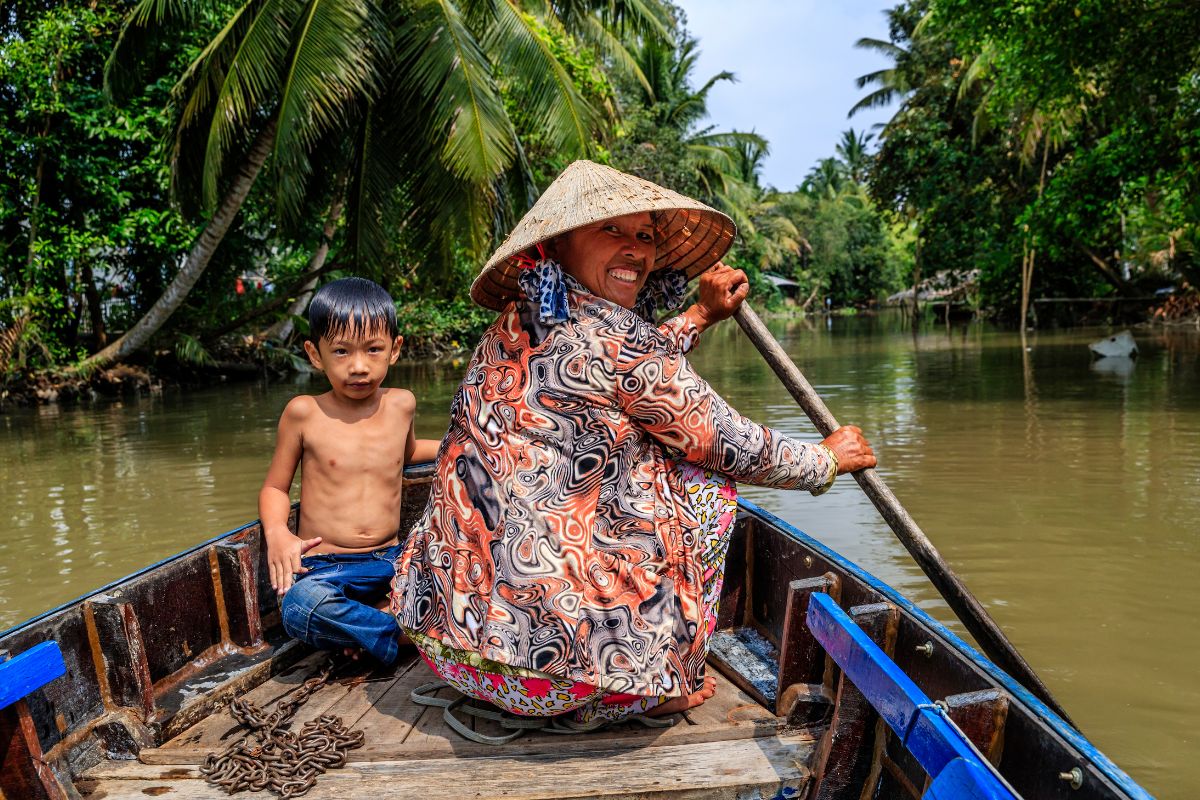Learning the SDGs Through Real-World Experiences in Ben Tre’s Eco-sites
