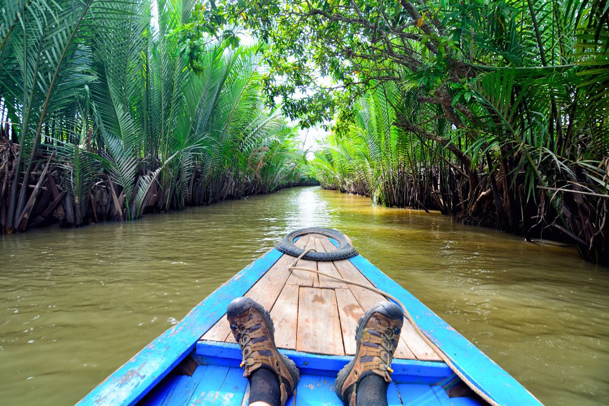 From Field Trip to School Project: How Experiences in Ben Tre Inspire Environmental Action