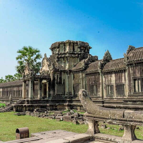 Historical Southeast Asia: from Hanoi to Angkor