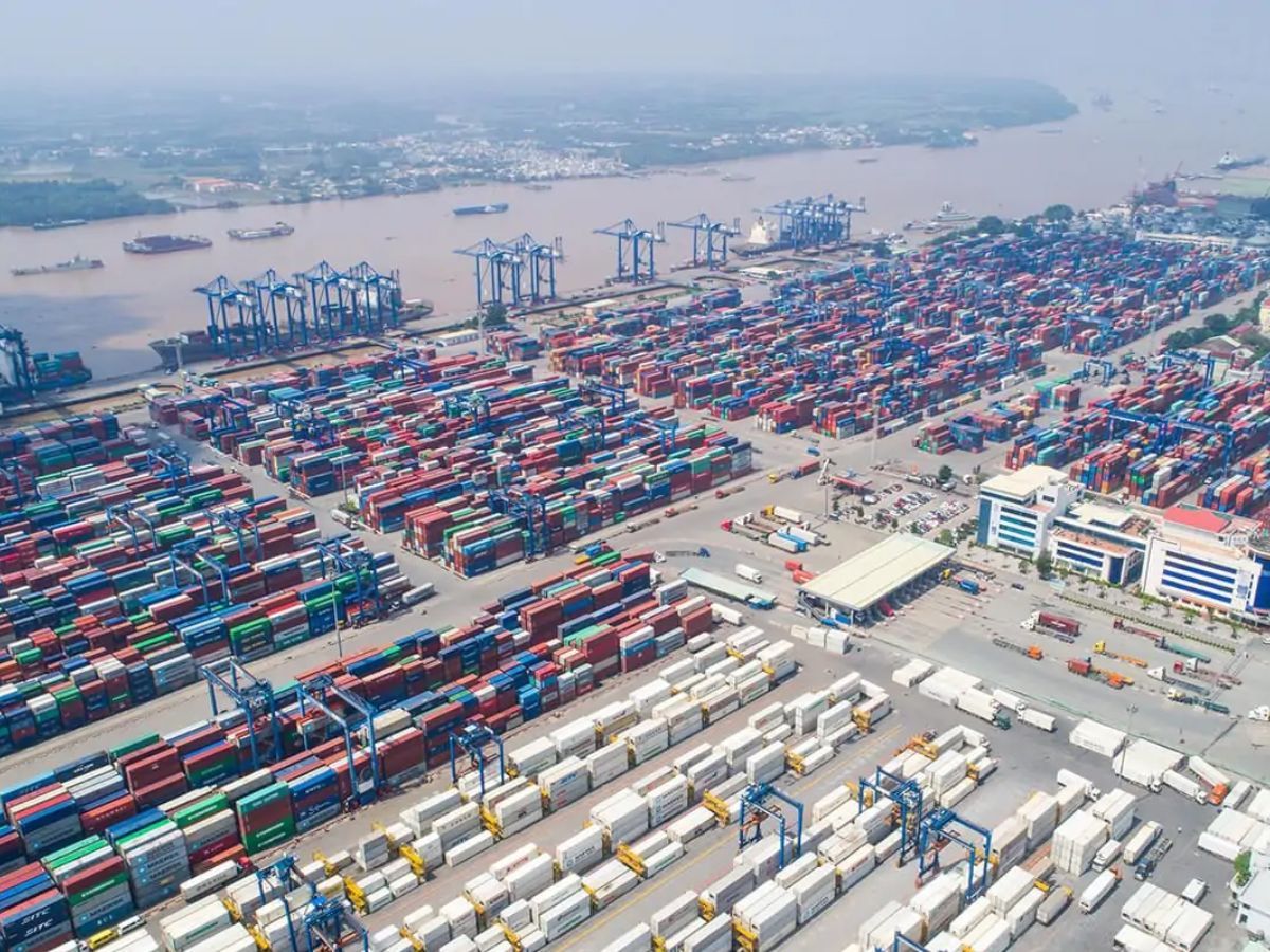 Global Food Supply Chain in Vietnam Context