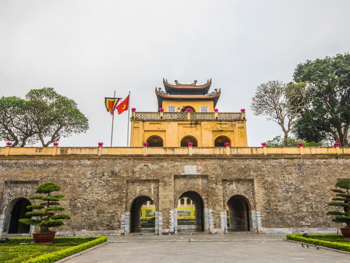 Echoes of the Ancient Kingdoms